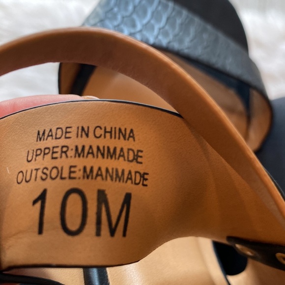 Coconuts by Matisse Black Cork Wedge Platform Sandals Size 10 - Picture 7 of 7